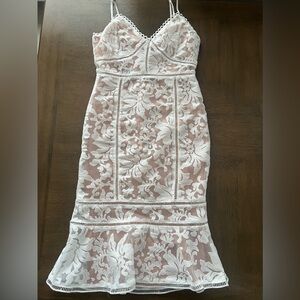 Lulu’s Alluring Love White and Beige Lace Trumpet Hem Midi Dress